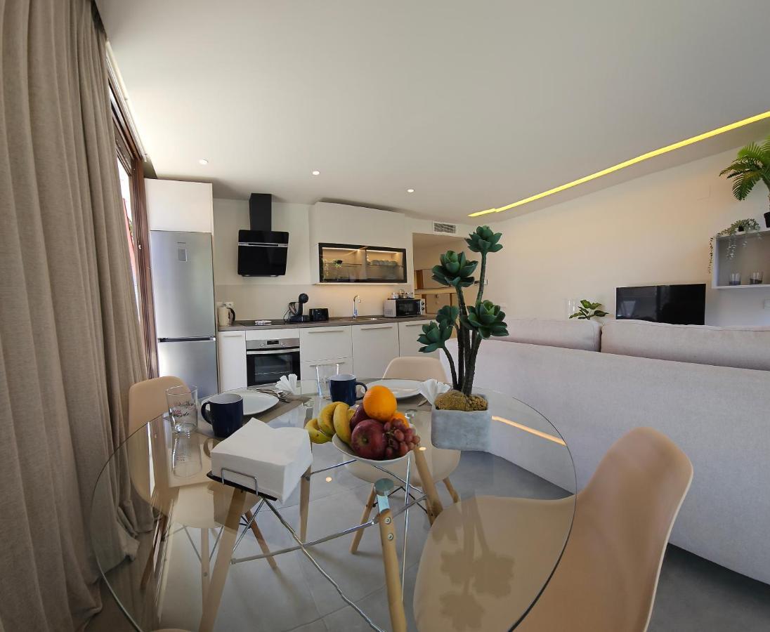 Nogalera Quintessence Apartment With Private Parking By Namaste Elite Torremolinos Esterno foto